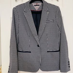 Tommy Hilfiger
Button-Front Plaid Jacket